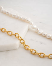Load image into Gallery viewer, Genuine pearl necklace