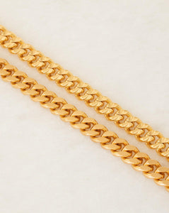 chain necklace details