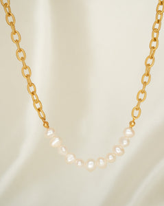 Freshwater pearl necklace