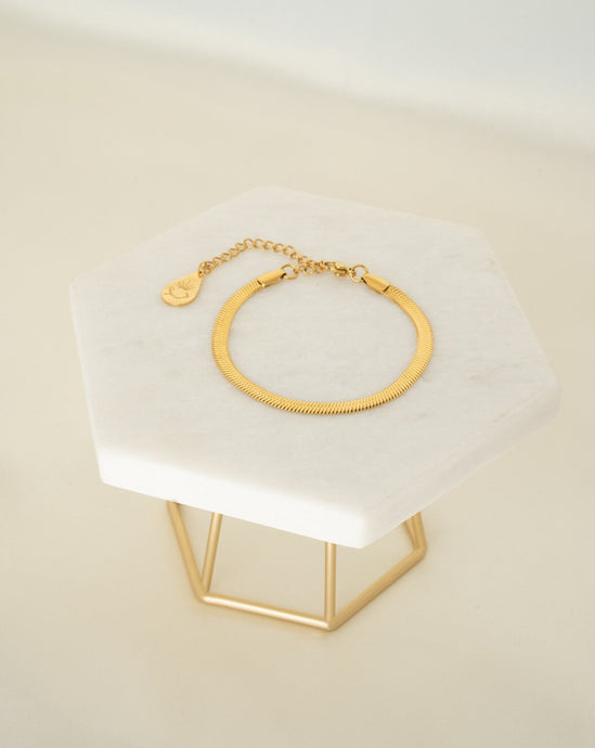Snake chain bracelet