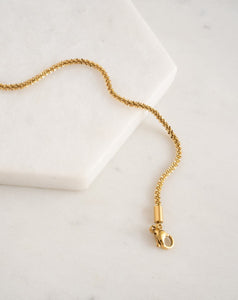 detailed chain in gold