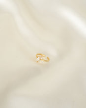 Load image into Gallery viewer, 18kt gold plated Sterling silver ring with white cubic zirconias