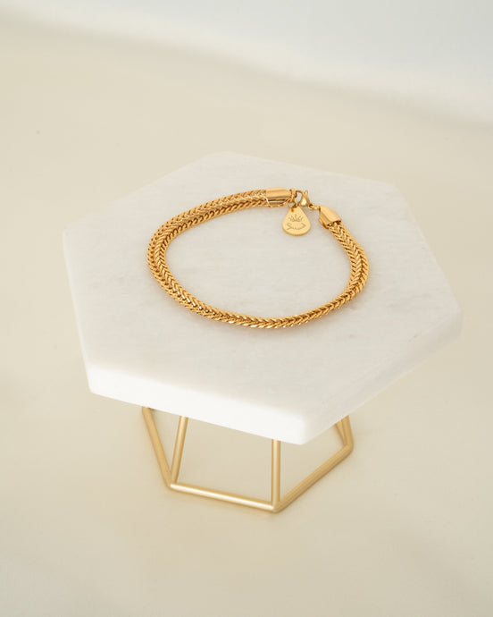 fox tail chain bracelet