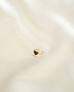black zircon heart ring